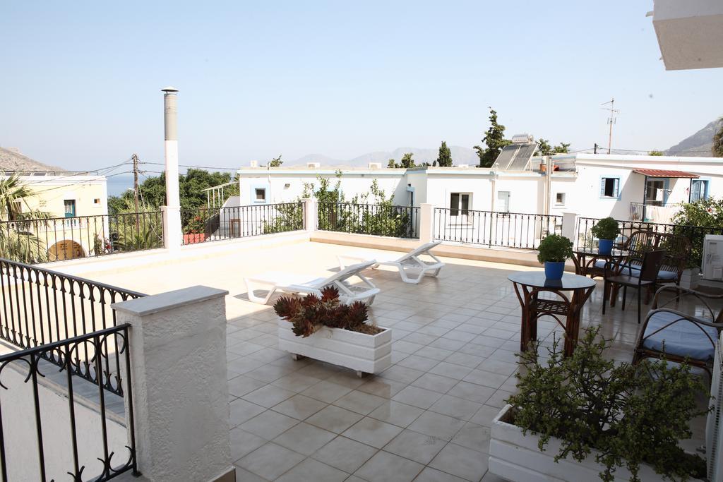 Vouros Palace Masouri Eksteriør billede