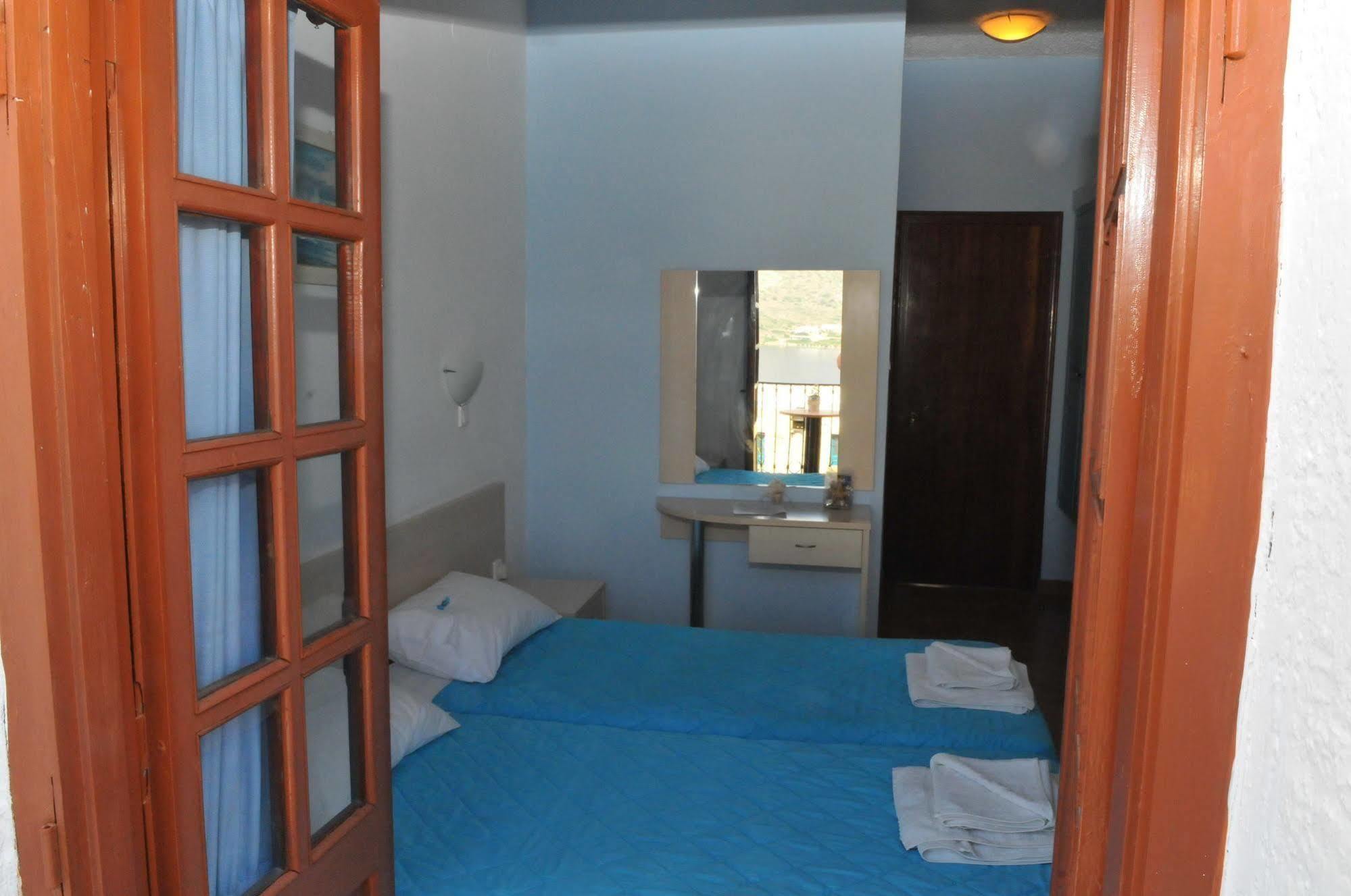 Vouros Palace Masouri Eksteriør billede