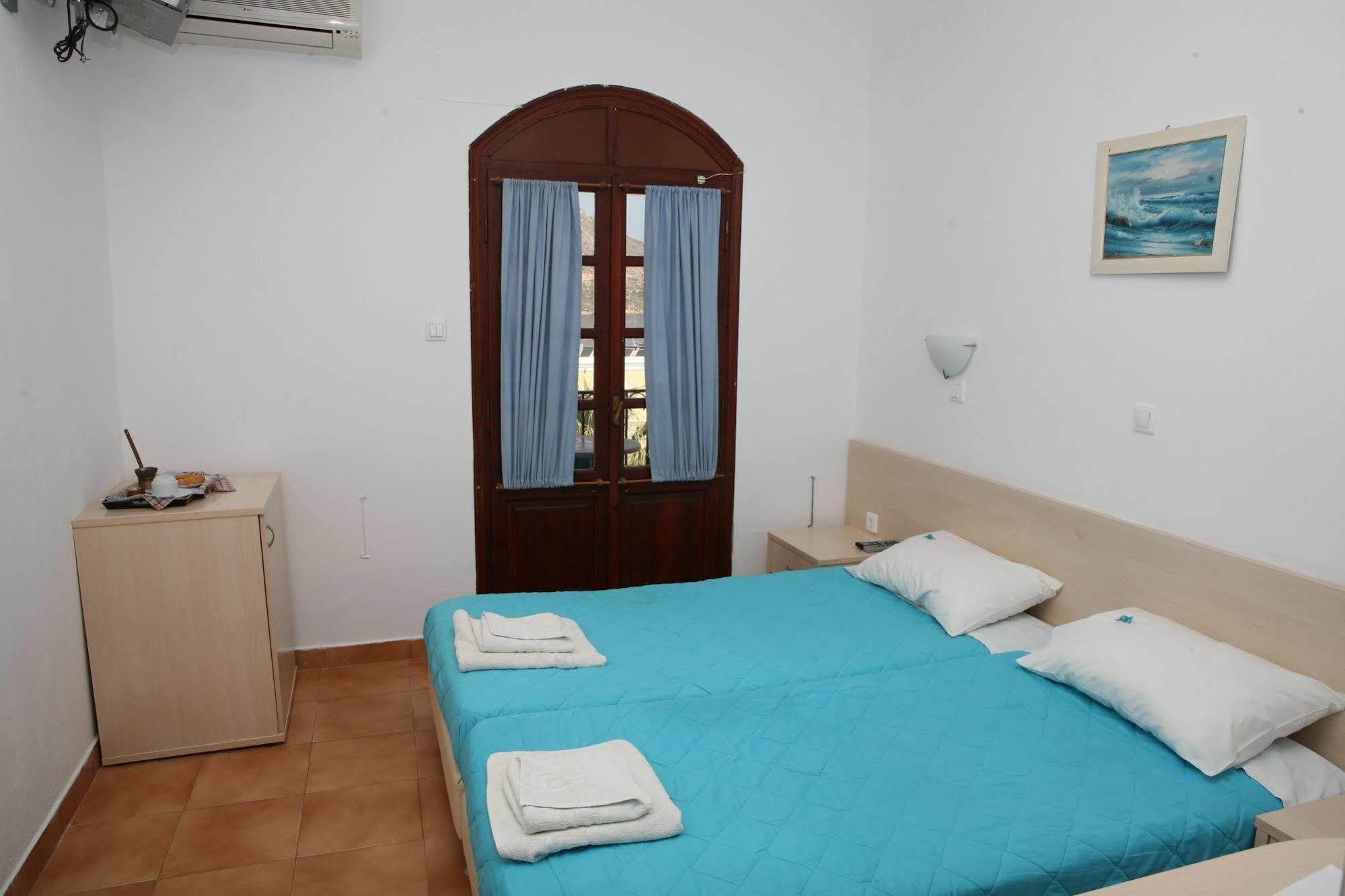 Vouros Palace Masouri Eksteriør billede