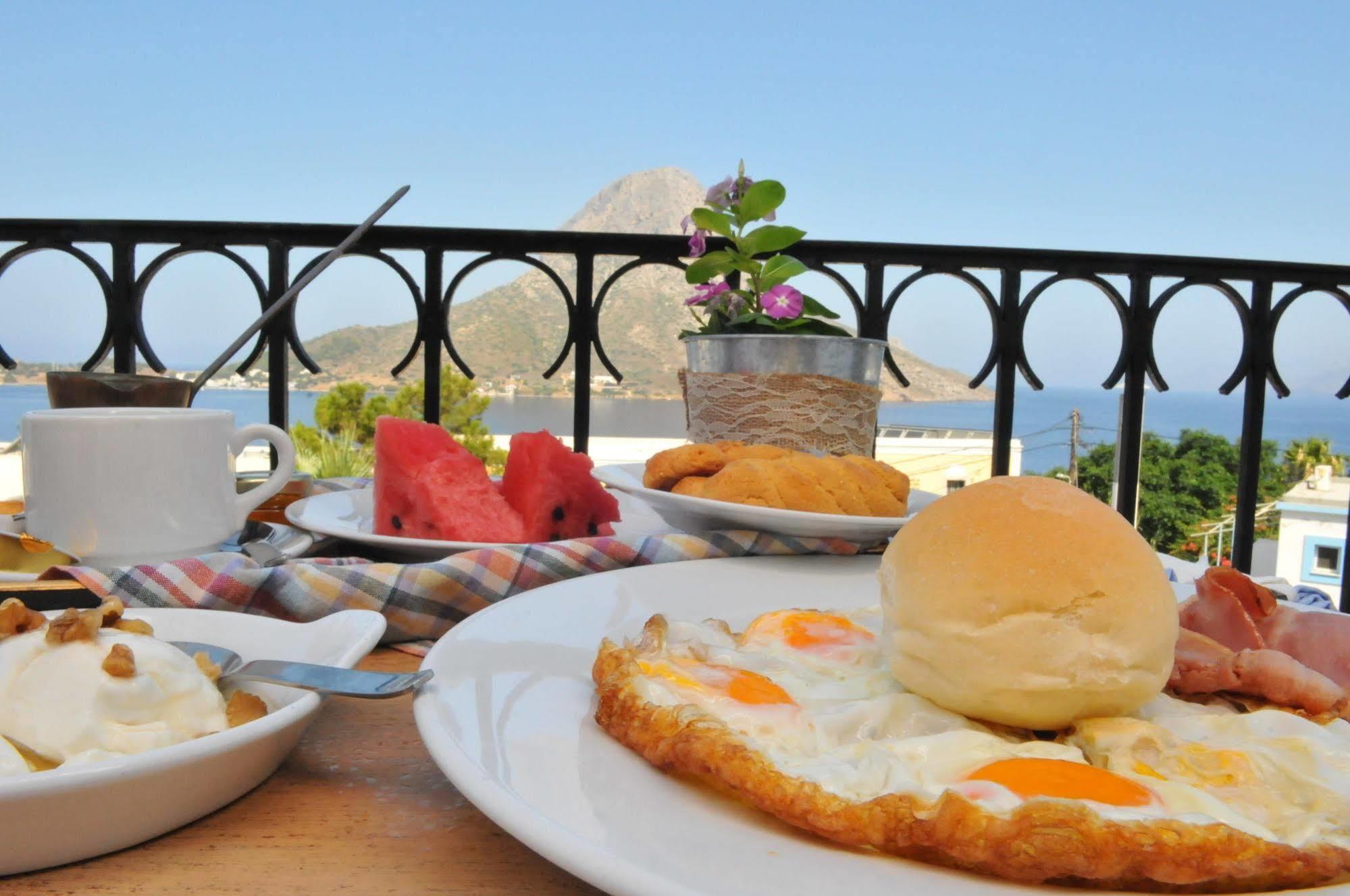Vouros Palace Masouri Eksteriør billede